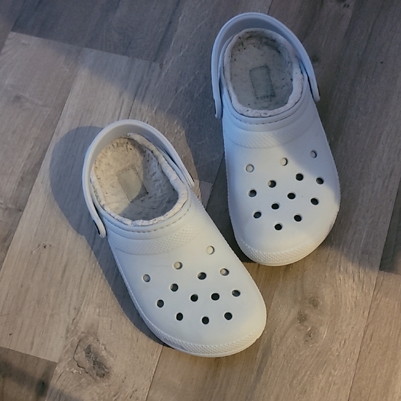 CROCS Shoes - Crocs Baby Blue with Fleece Lining Size 9 Women Or 7 Men